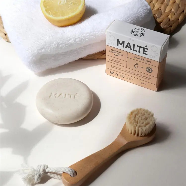 SAVON NATUREL HYDRATANT +EXFOLIANT AU BEURRE DE KARITÉ | POIRES & AGRUMES | SANS PARABÈNES