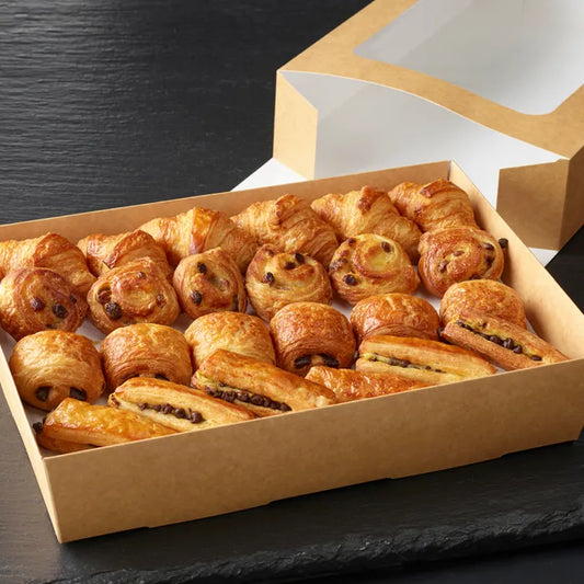 BOÎTE FESTIVE | CROISSANTS +BEIGNES | 12 PERSONNES