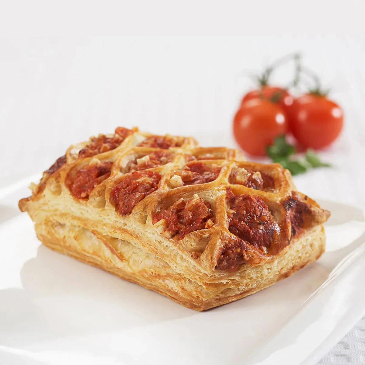 FEUILLETÉ TOMATES +OLIVES | VÉGÉ