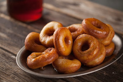 MINI POTATO DONUTS + MAPLE SYRUP | 6 UNITS