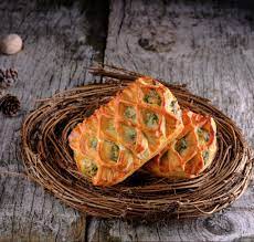 FEUILLETÉ ÉPINARDS +FETA | VÉGÉ